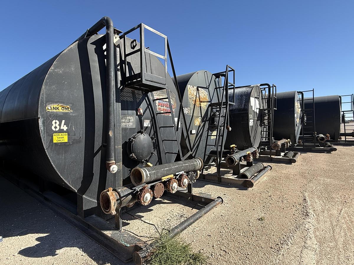 Used 500 BBL Skidded Frac Tanks