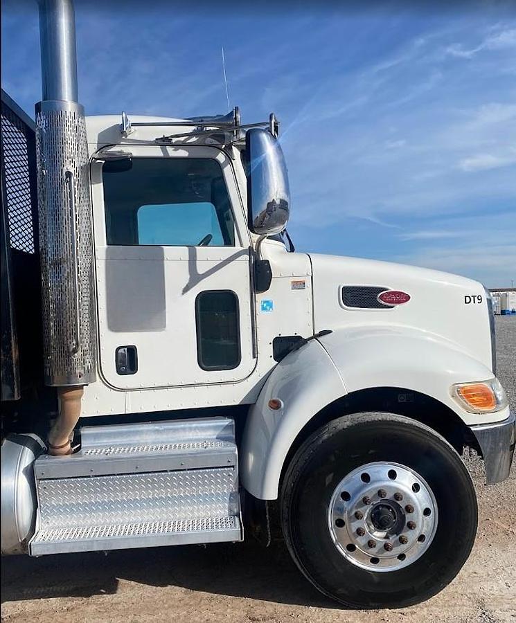 Used 2019 Peterbilt 348 Chemical Delivery Truck