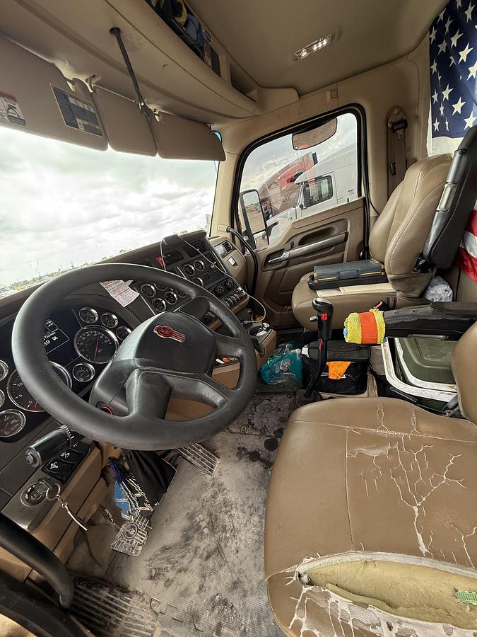 Used 2015 Kenworth T-880 Hot Oiler