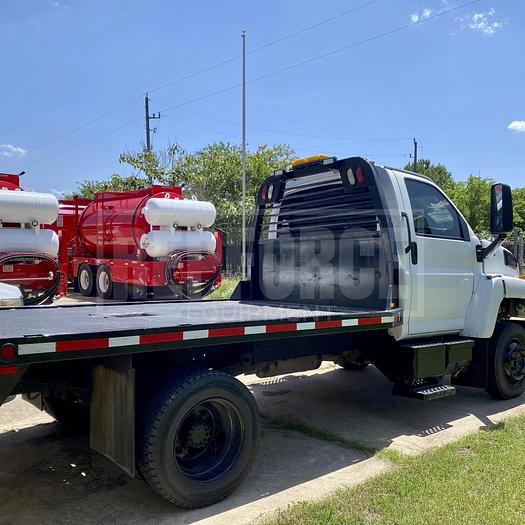 Used 2005 GMC Single Cab Flatbed Truck