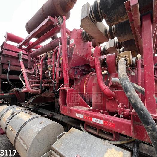 Used CAT/CAT Quintuplex Frac Pump Package