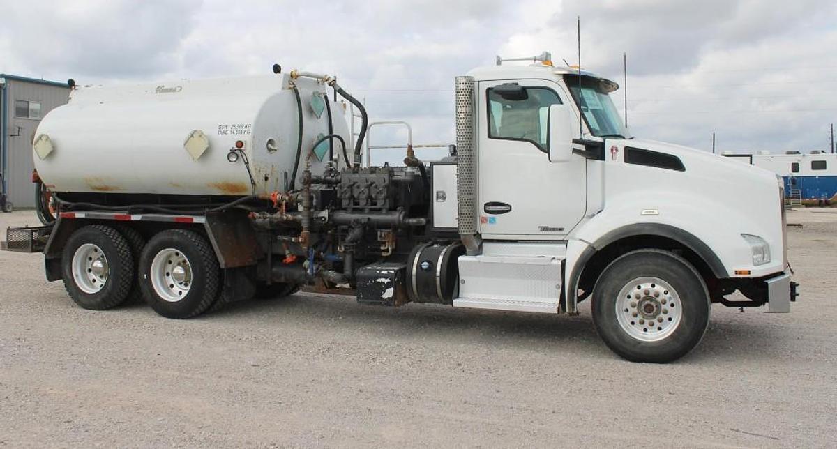 Used 2015 Kenworth T880 10k Kill Truck