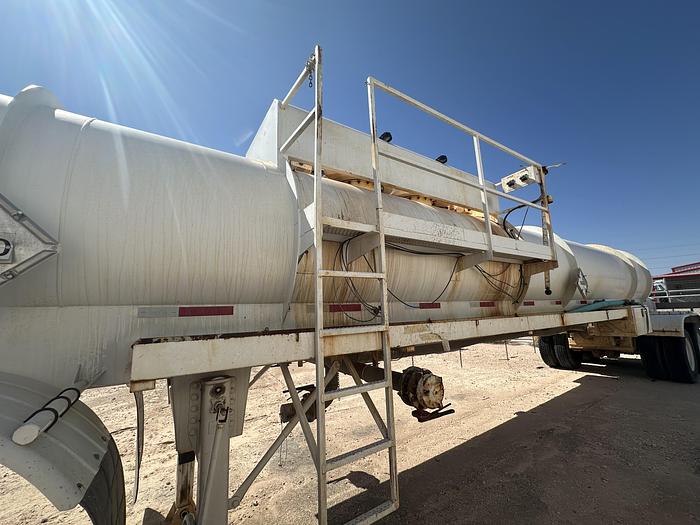 Used (1) Acid Pump Truck & (2) Trailers Package