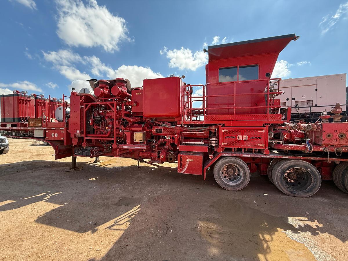 Used 2015 Jereh 800 hp Double Pump