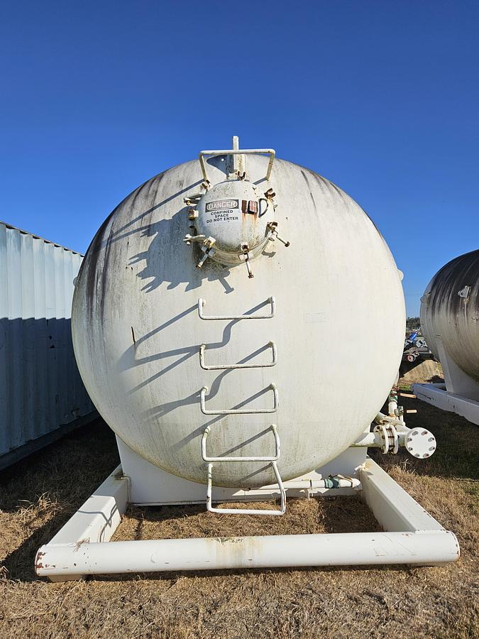 Used (4) Bulk Cement Tanks