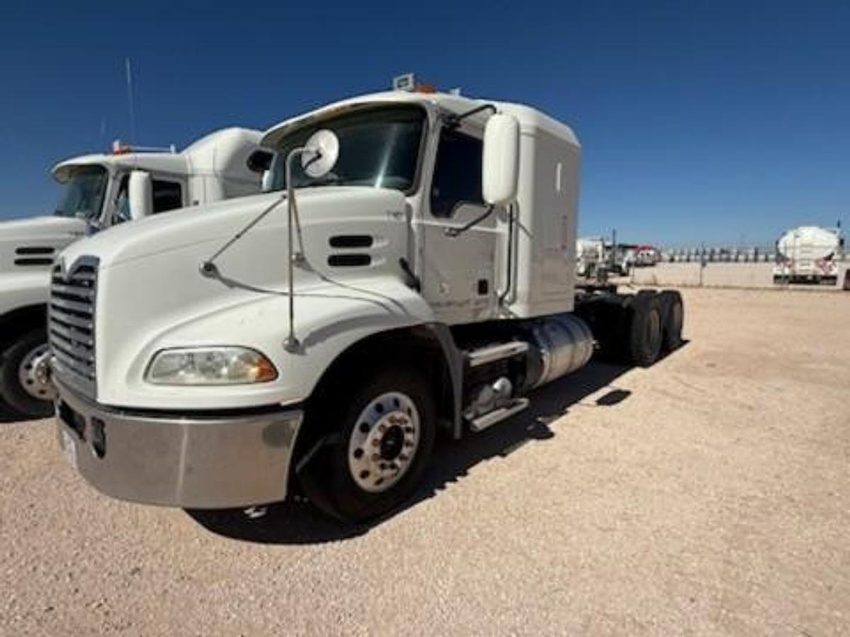 Used (5) 2016-2018 Mack Tractors