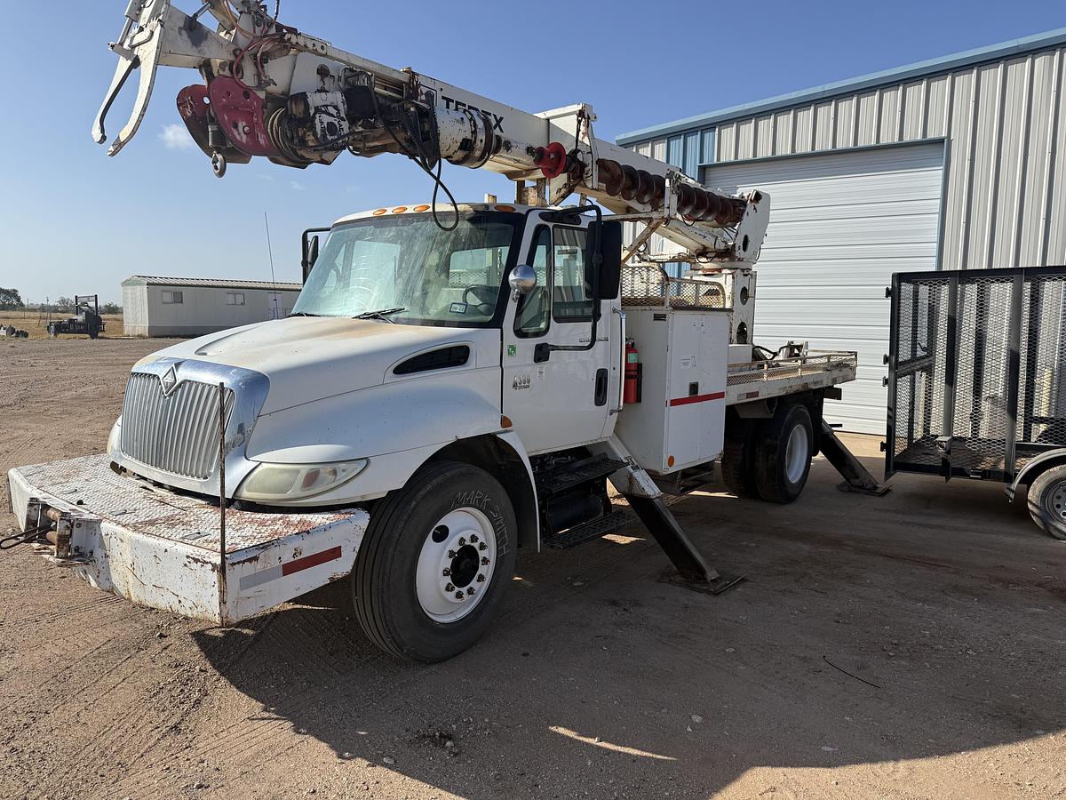 Used 2007 International 4300 DT466 Anchor Truck with Pull Test Machine