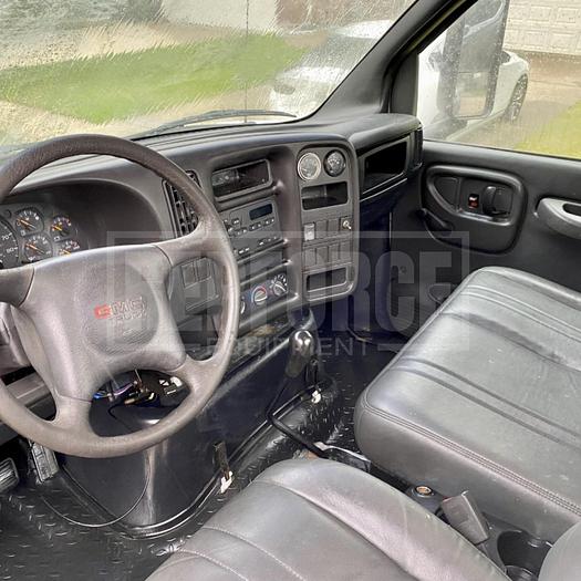 Used 2005 GMC Single Cab Flatbed Truck