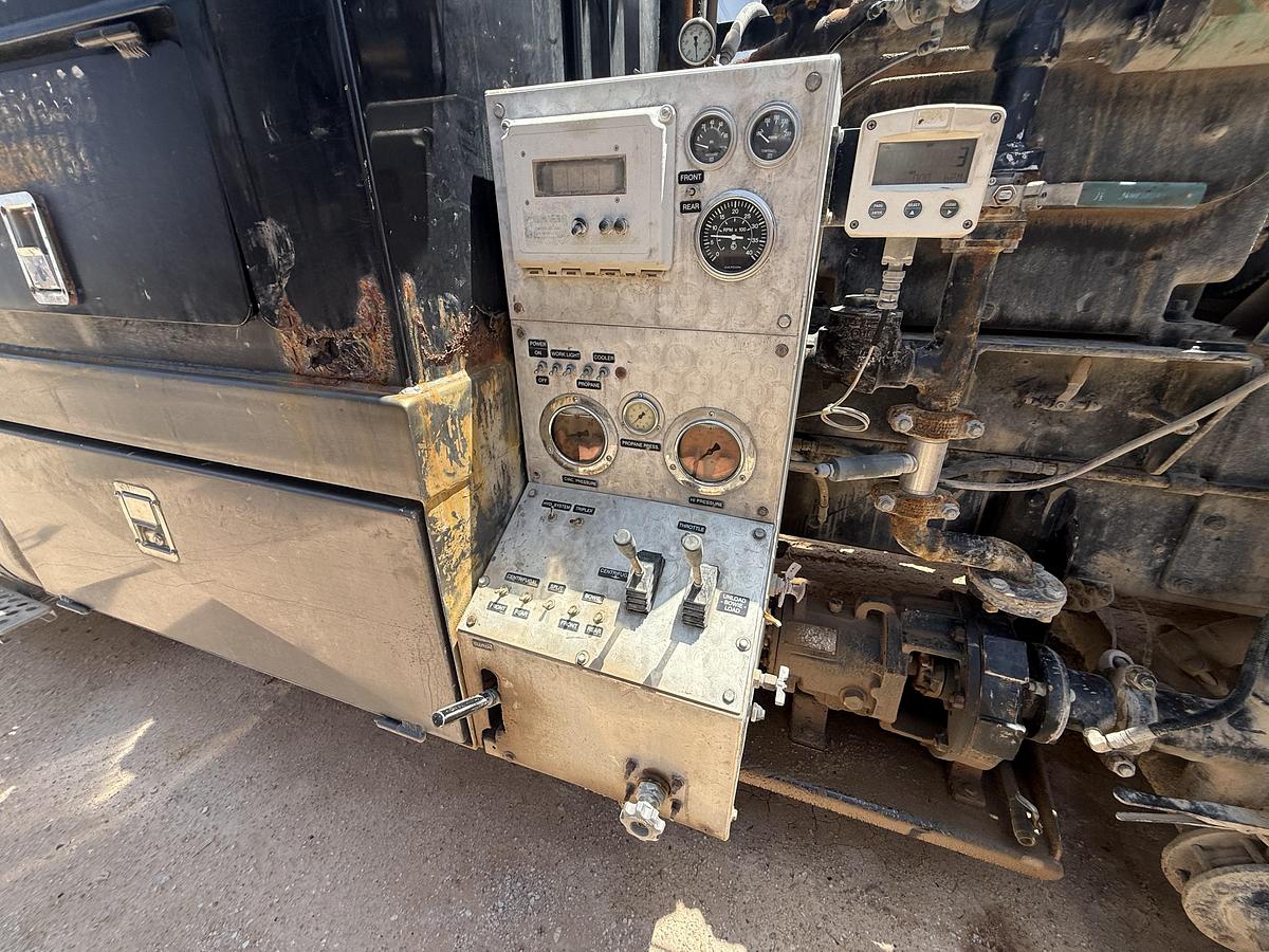 Used 2008 Kenworth T800 Hot Oil Trucks