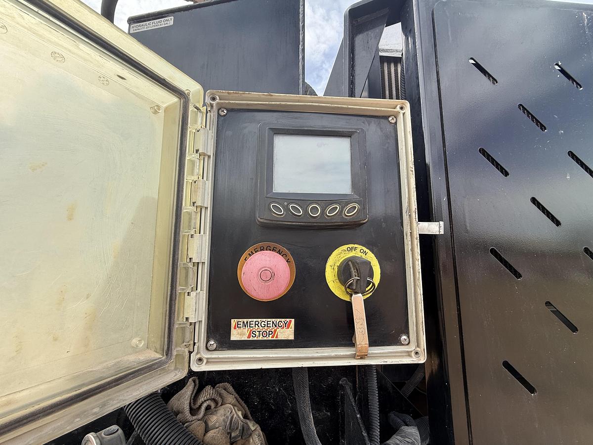 Used 2022 Hawker Laydown Machine