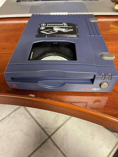 Used IOMEGA ZIP DRIVE 100, Z100S2
