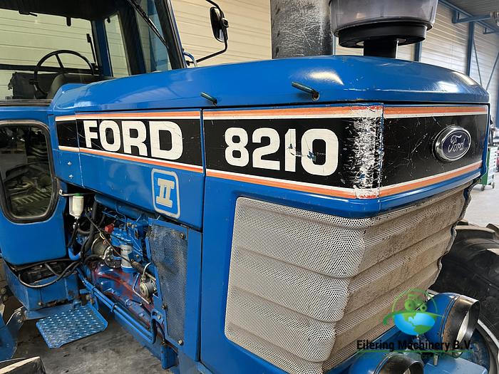 Used 1988 Ford 8210