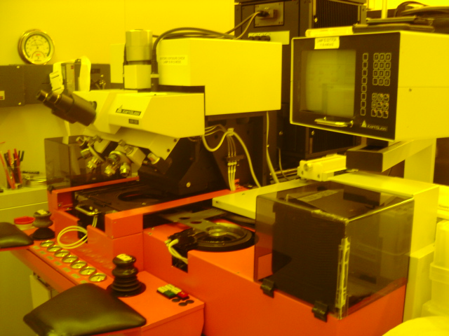 Used Karl MA56 Mask Aligner