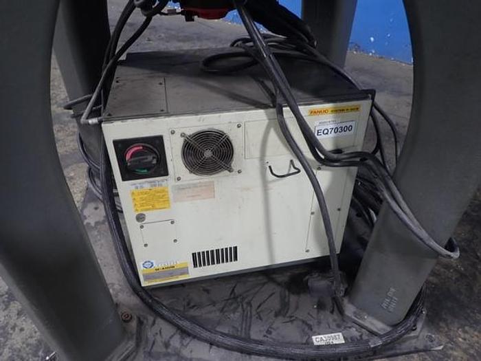 Used FANUC M41OiB/700 WITH R30iB CONTROL, CABLES & TEACH PENDANT