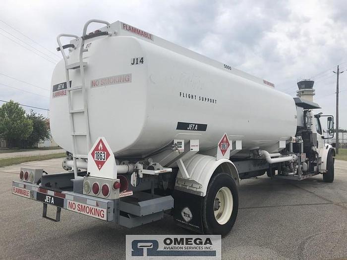 Used Unit #: 17450 - 2006 Freightliner chassis, Manufactured by DTS.