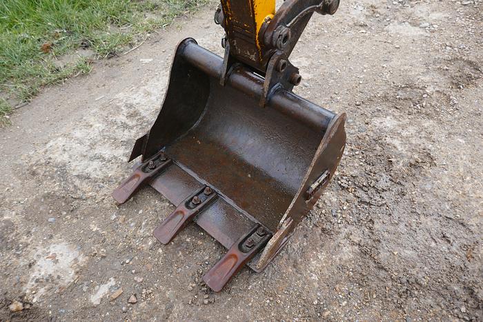 Used 2014 JCB 8008 CTS