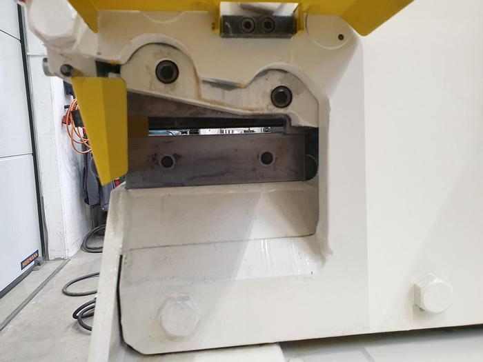 Gebraucht Hydraulische Profilstahlschere Mubea MIW 400