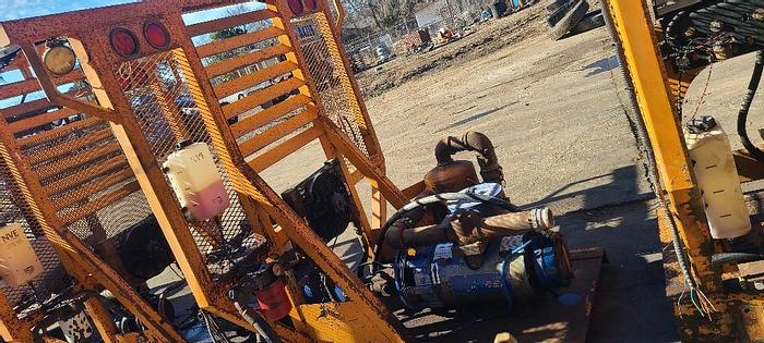 Used USED HEADACHE RACK MOUNTED FRUITLAND VACUUM PUMP MOD# 500LUFH  WITH HYDRAULIC MOTOR AND HYDRAULIC COOLER/FILTER