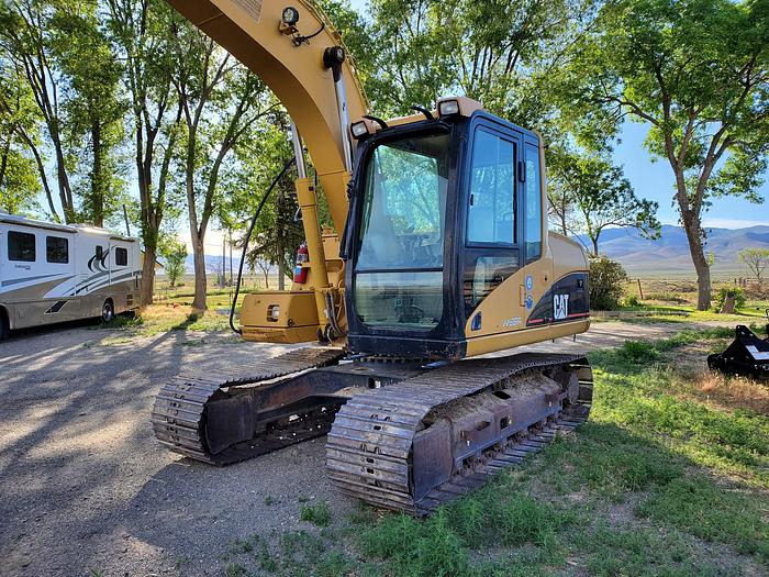 Used 2001 Cat 312C Excavator w/ Thumb ** 4000 Hrs **