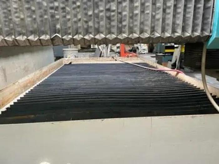 Used 2011 Flow Mach 3 4020B