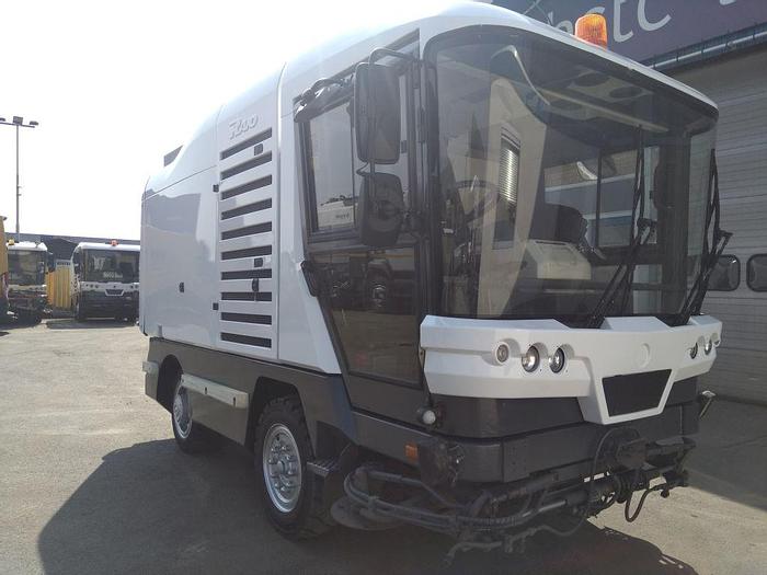 Gebruikt 2011 Ravo 530 ST