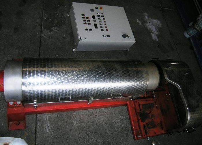 Used DDS 142C sludge dewatering decanter