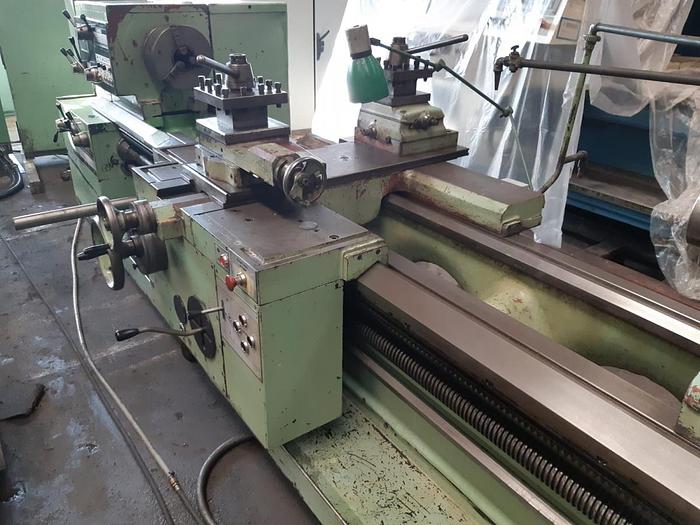 Używane Tokarka uniwersalna TOS SUS 63x8000