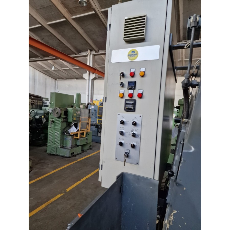 Usato Dentatrice a coltello LORENZ LS 400