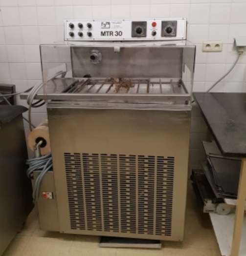 FBM CHOCOLATE TEMPERER/ ENROBING MACHINE