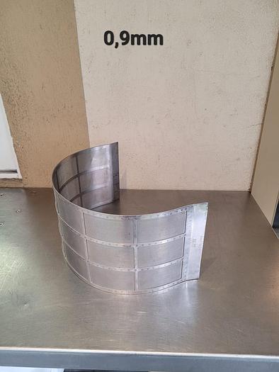 Used MOLINO “BONALS” MODELO B-160-V DE ACERO INOXIDABLE DE MARTILLOS – CUCHILLAS CON UNA MALLA A ELEGIR SEGÚN EXISTENCIAS