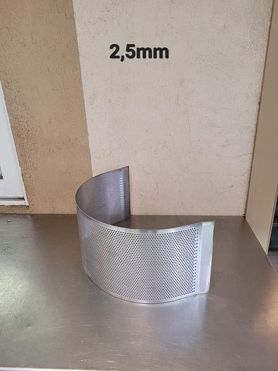 Used MOLINO “BONALS” MODELO B-160-V DE ACERO INOXIDABLE DE MARTILLOS – CUCHILLAS CON UNA MALLA A ELEGIR SEGÚN EXISTENCIAS