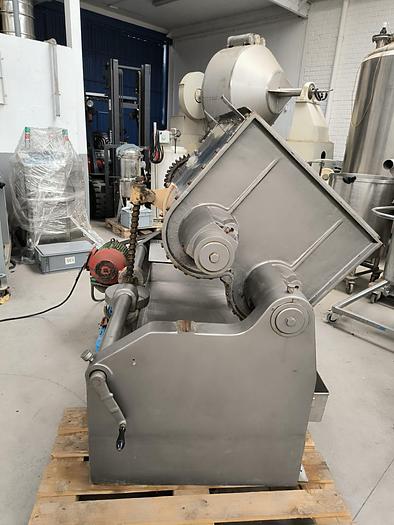 Used AMASADORA DOBLE ZZ "TURÚ GRAU" DE 300 LITROS APROX.