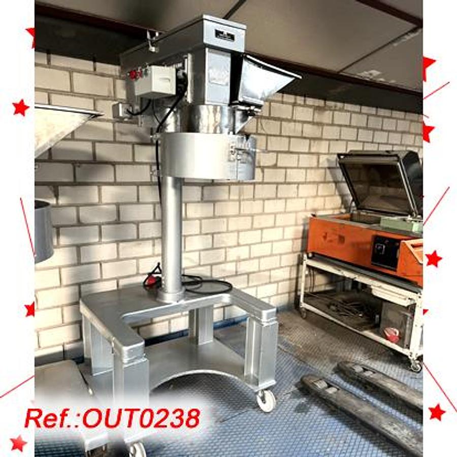 Used MOLINO DE MARTILLO - CUCHLLAS "STOKES TORNADO" CON ESTRUCTURA CON PATAS Y RUEDAS