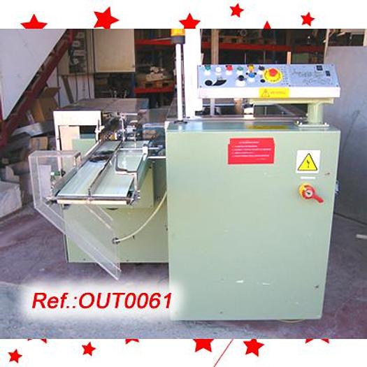 Usat ENCAIXADORA “INMAK-POCKET-3” O “PRB-BSP” AMB TANCAMENT DE CAIXES MITJANÇANT CINTA ADHESIVA