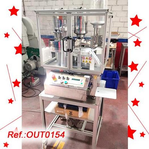 Usat MÀQUINA OMPLIDORA – TANCADORA DE CÀPSULES DE GELATINA DURA “DOTT BONAPACE” MODEL “IN-CAP” PER A POLS I PELLETS