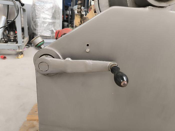 Used AMASADORA DOBLE ZZ "TURÚ GRAU" DE 300 LITROS APROX.