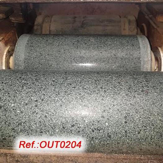 Used REFINADORA TRICILÍNDRICA "TURÚ" MODELO MA-7 CON TRES RODILLOS DE PIEDRA Y TOLVA DE PRODUCTO