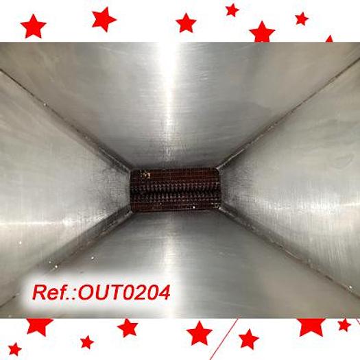 Used REFINADORA TRICILÍNDRICA "TURÚ" MODELO MA-7 CON TRES RODILLOS DE PIEDRA Y TOLVA DE PRODUCTO