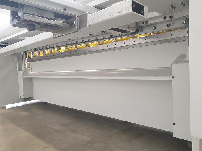 Gebraucht Hydraulische Tafelschere Safan VS 255-4