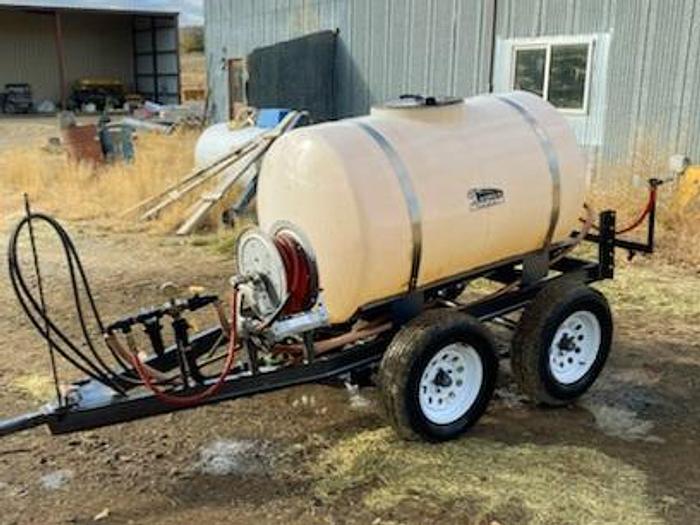 Used 2009 G&R 300 Gallon Boomless Sprayer