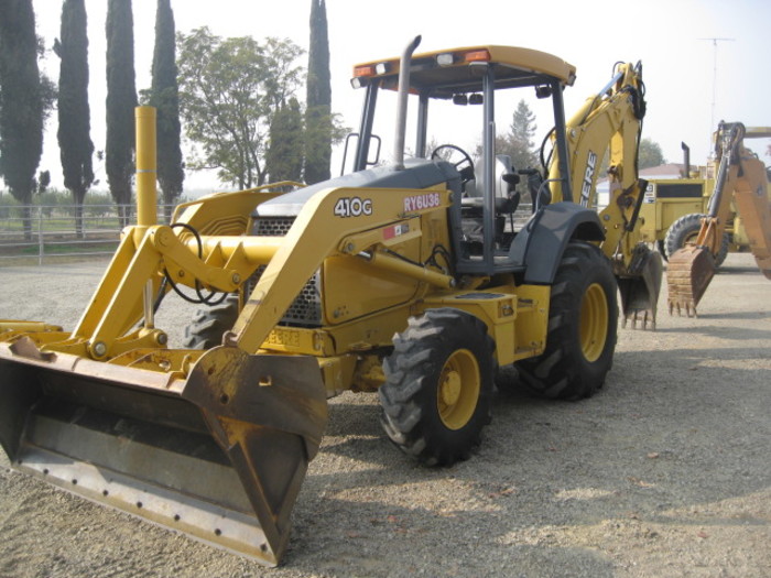 Used 2005 DEERE 410G
