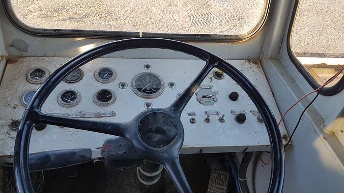 Used 2000 WELCAN 4 Axle Carrier Style Oilfield Pump / Kill Truck