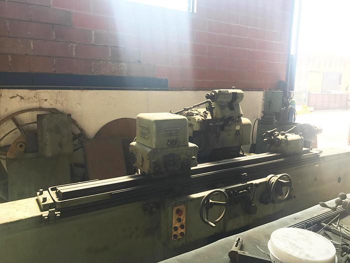 Used TOS BUA 31/2000 Cylindrical Grinder