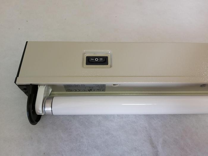 2 luces estándar para armario de control PS 4138.180 Rittal, 230V, 18W, nuevas