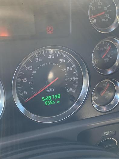 Used 2013 Kenworth T700