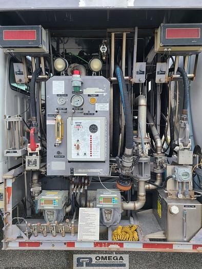 Used Unit #: 17261 - 5,000 Gallon Jet Fuel Truck (2005) (With Title)