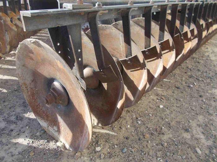 Used 21' Case 770 Offset Disk