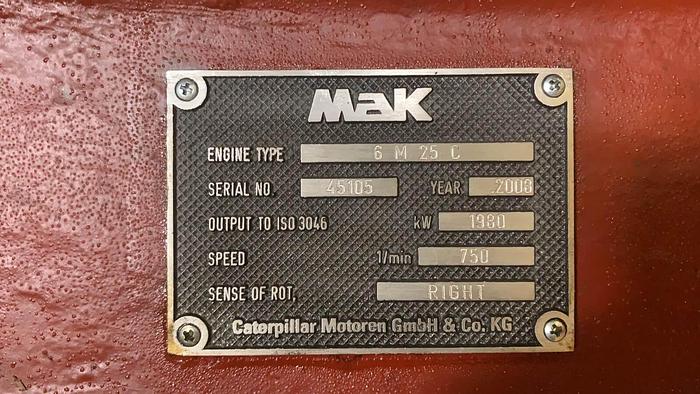 Mak 6M25C marine propulsion engine unused with spares and certificates.