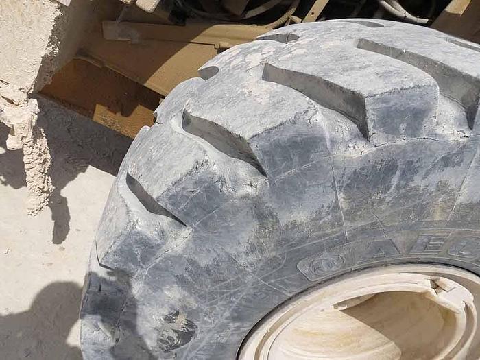 Used 2012 CATERPILLAR 966K