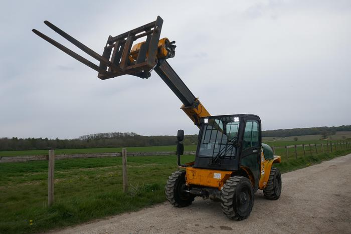 Used 2011 JCB 520-40